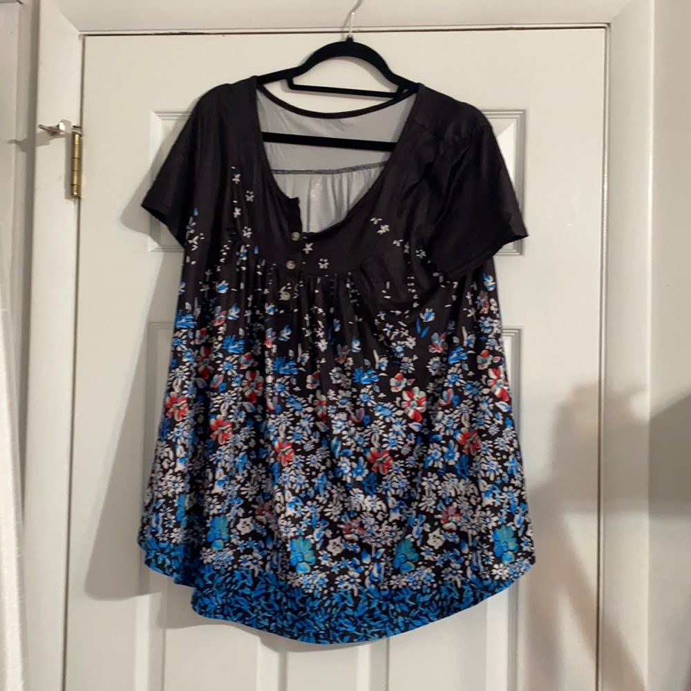 Never worn floral top